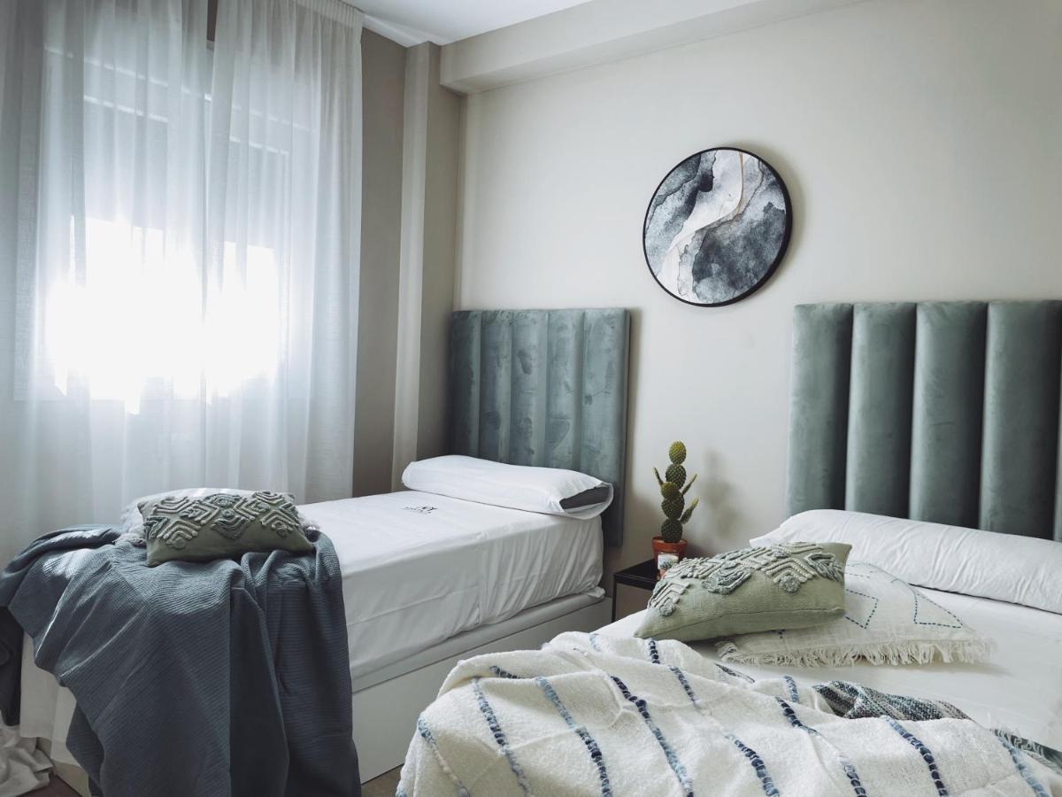 Apartamentos Martalia Namar Centro Ronda Bagian luar foto