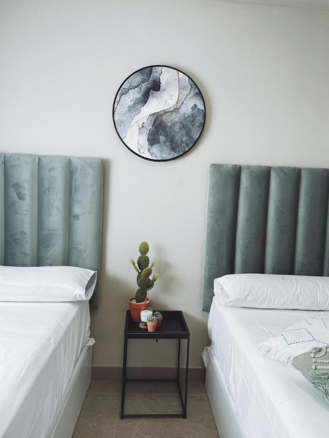 Apartamentos Martalia Namar Centro Ronda Bagian luar foto